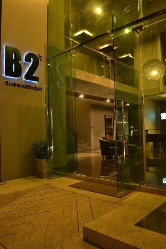 B2 Black Business And Budget Hotel Chiang Mai Exterior foto