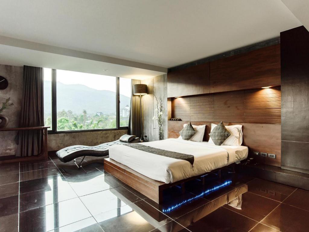 B2 Black Business And Budget Hotel Chiang Mai Exterior foto